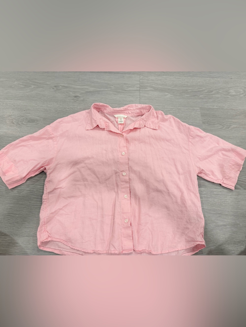 H&M  light pink cropped  button down shirts